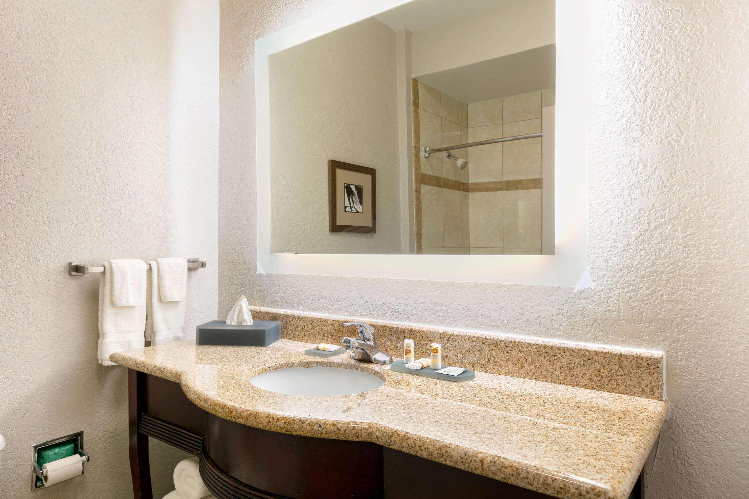 La Quinta By Wyndham Lindale Hotel Bagian luar foto