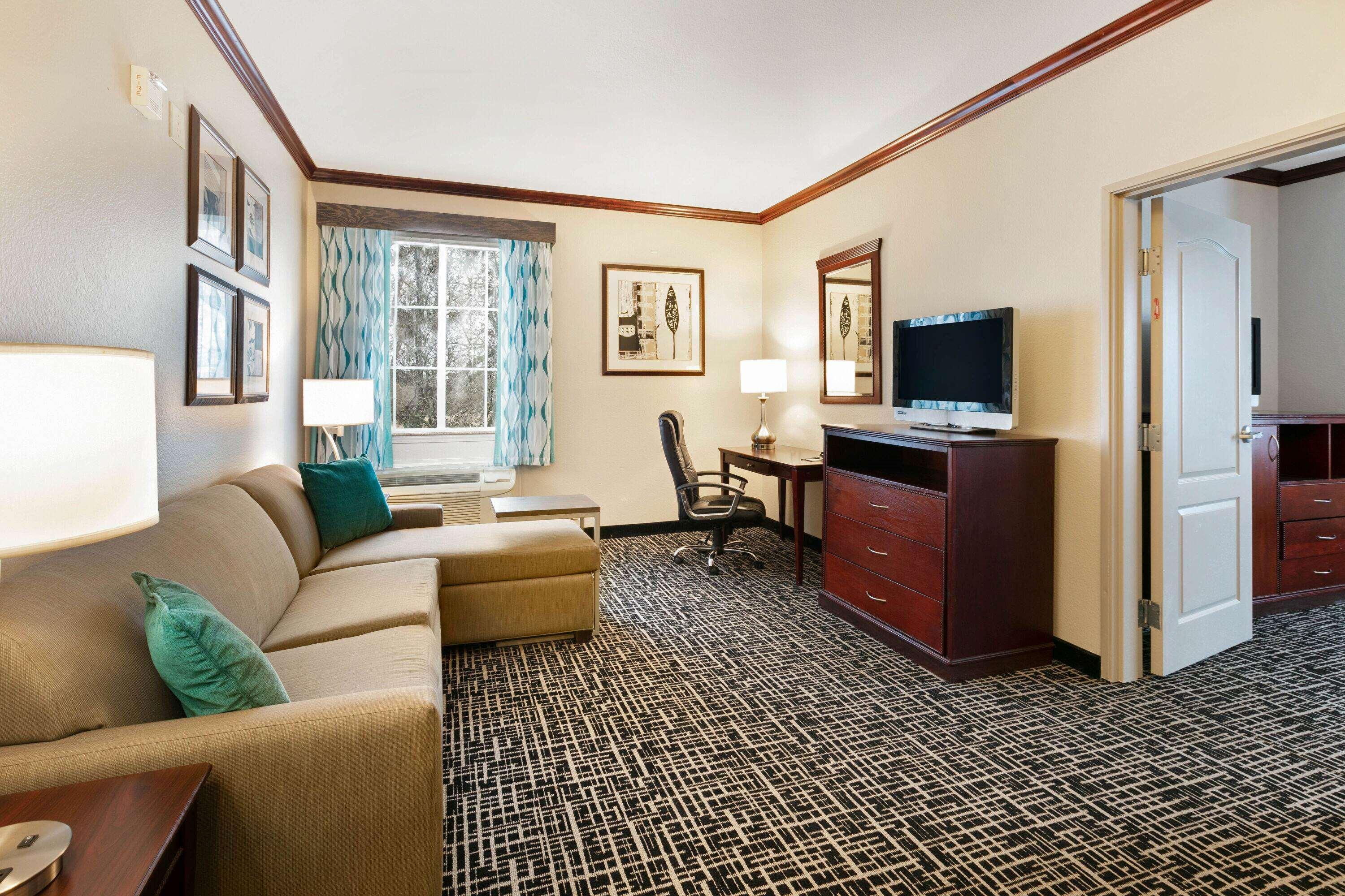 La Quinta By Wyndham Lindale Hotel Bagian luar foto