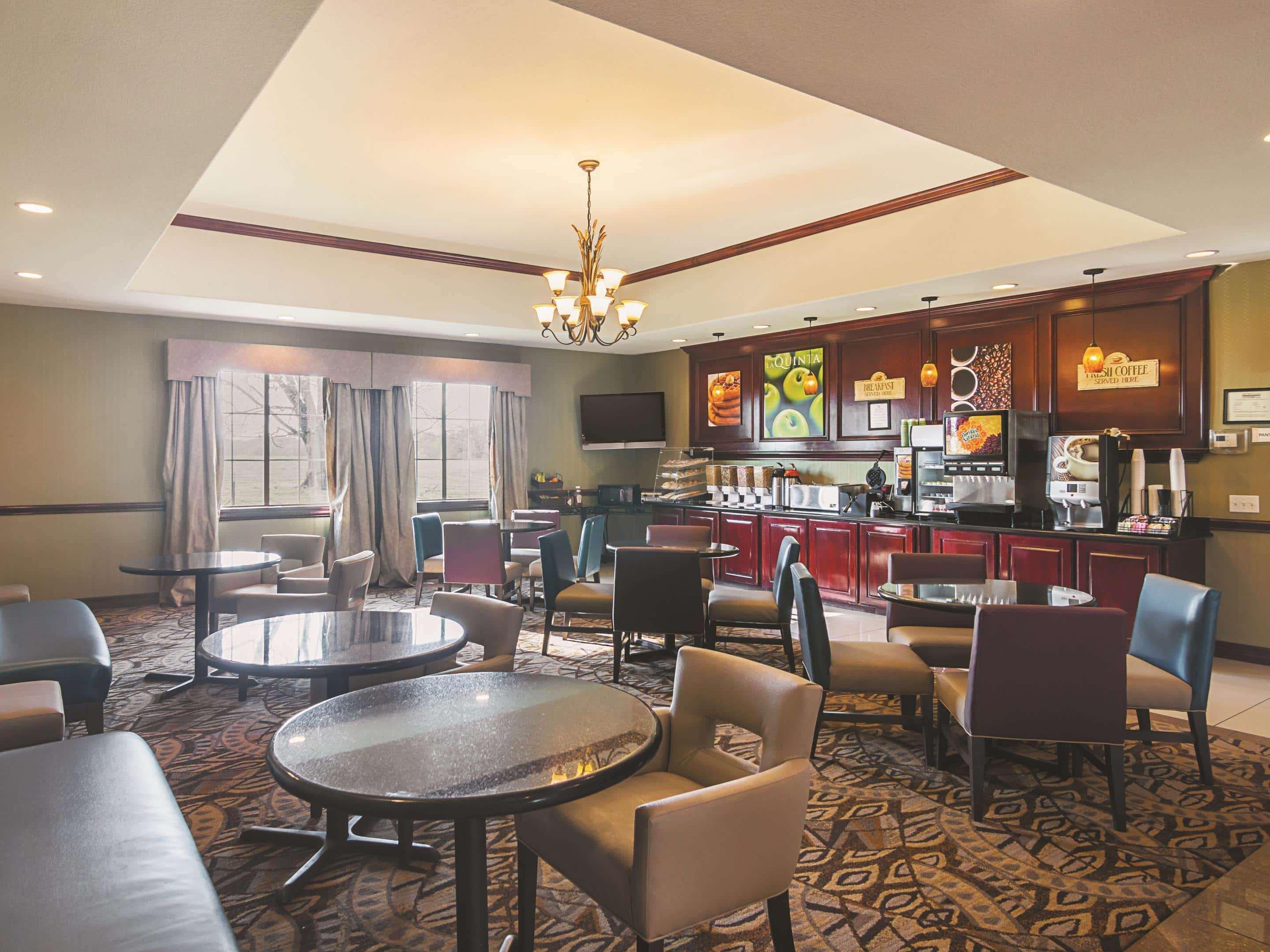 La Quinta By Wyndham Lindale Hotel Bagian luar foto