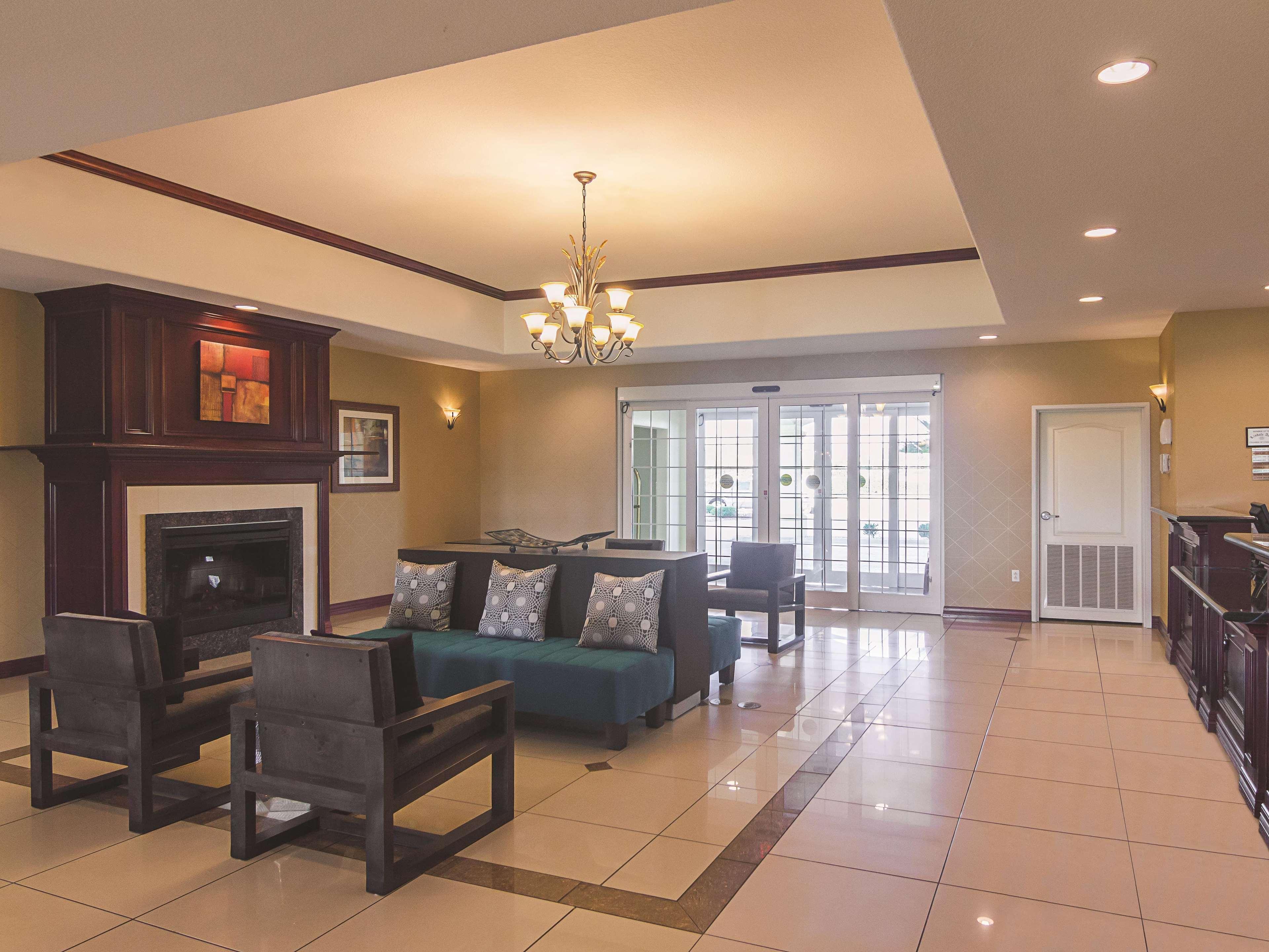 La Quinta By Wyndham Lindale Hotel Bagian luar foto