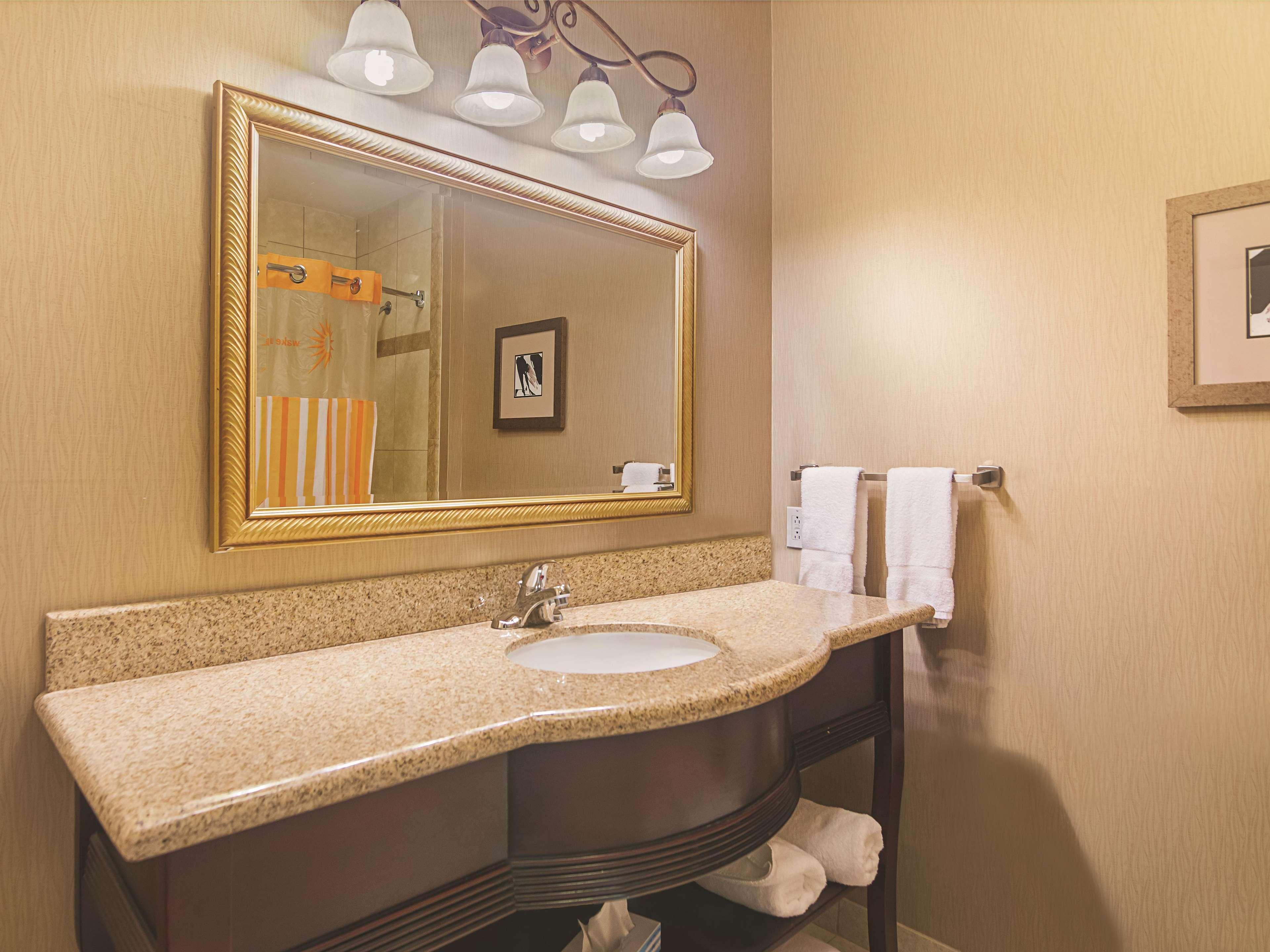 La Quinta By Wyndham Lindale Hotel Bagian luar foto
