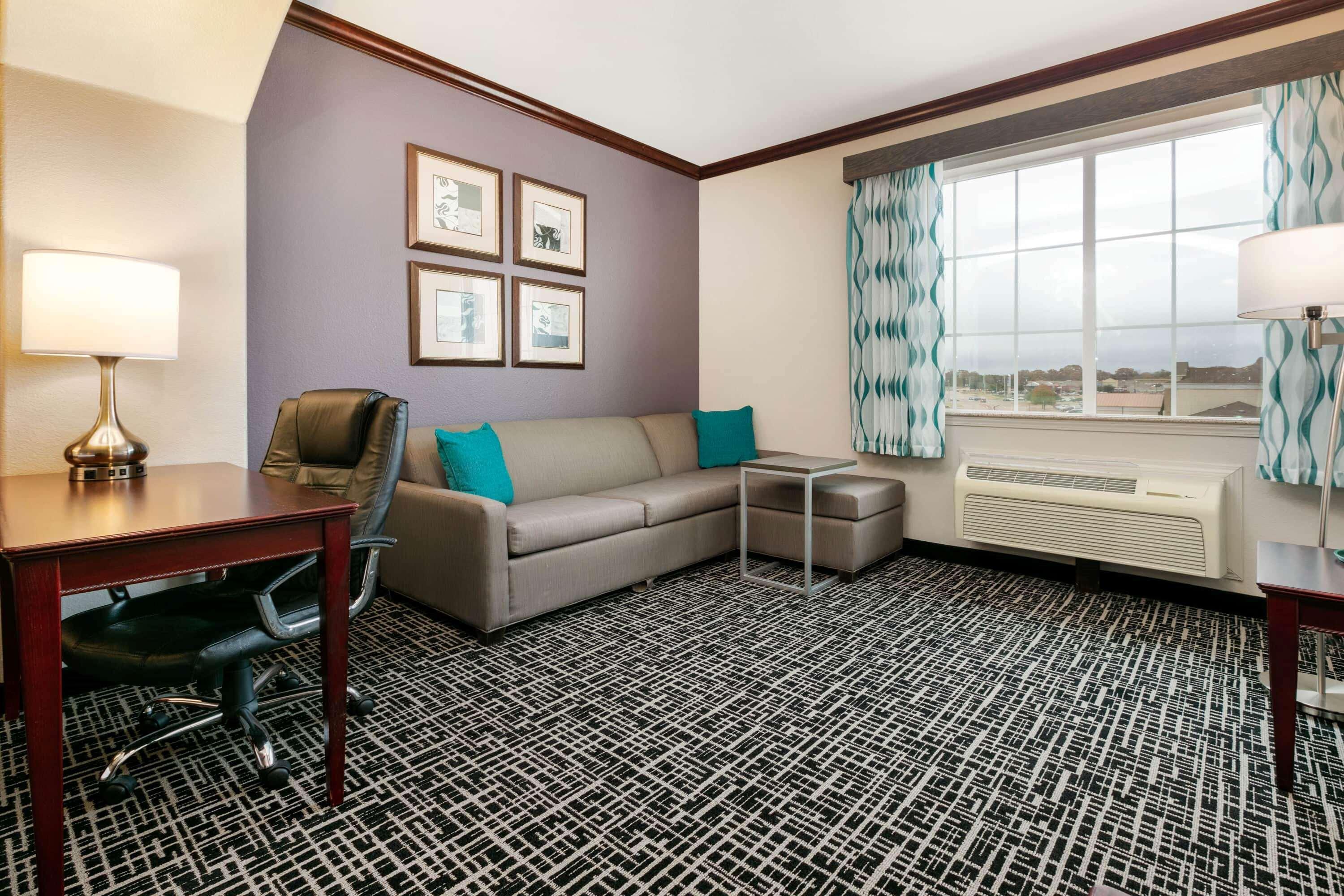 La Quinta By Wyndham Lindale Hotel Bagian luar foto